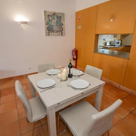 Διαμέρισμα Corbo *